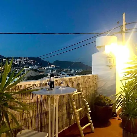 Casco Antiguo Con Terraza شقة ألتيا