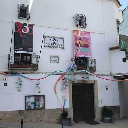 Casco Antiguo Con Terraza شقة ألتيا