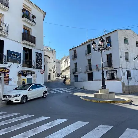 Casco Antiguo Con Terraza * ألتيا
