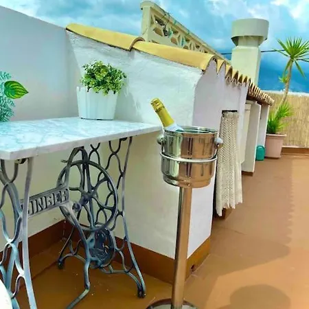 Casco Antiguo Con Terraza