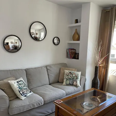 Casco Antiguo Con Terraza شقة ألتيا