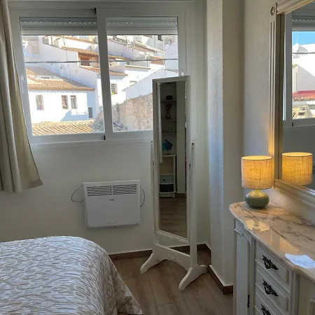 Casco Antiguo Con Terraza شقة ألتيا